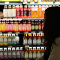 featured image «Llévate sólo lo que necesites:» DC pide a los ciudadanos que limiten sus compras en los supermercados mientras persisten los estantes vacíos