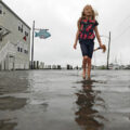 featured image Se aconseja a los residentes del sur de Florida que eviten las inundaciones «potencialmente mortales”